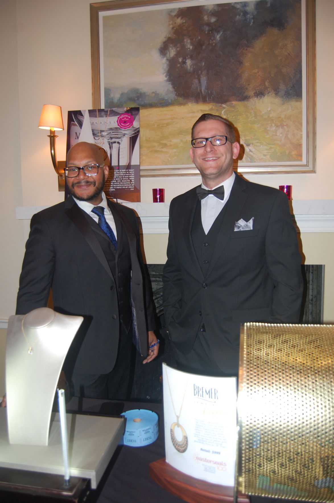 Larum Dean, Brad Lange